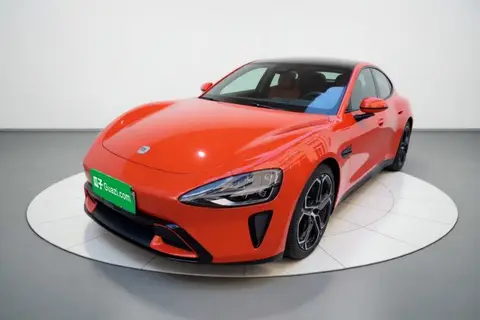 Xiaomi SU7 2024