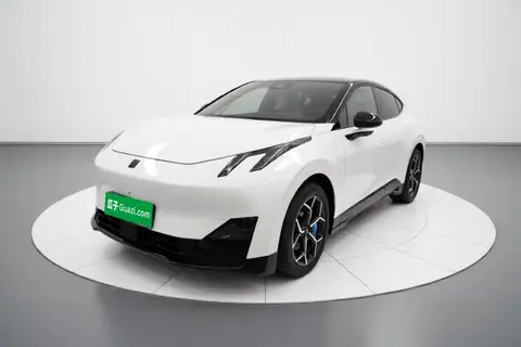 Lynk & Co Z20 2025