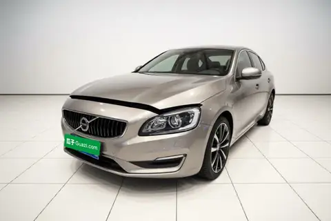 Volvo S60 2019