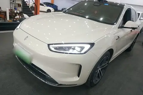 AITO M5 2025