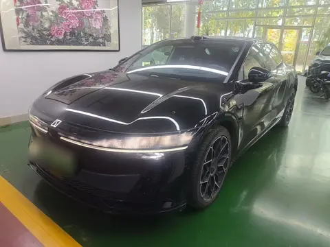 ZEEKR 007 2024