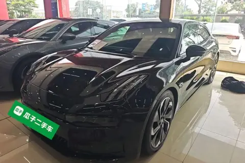 ZEEKR 001 2022