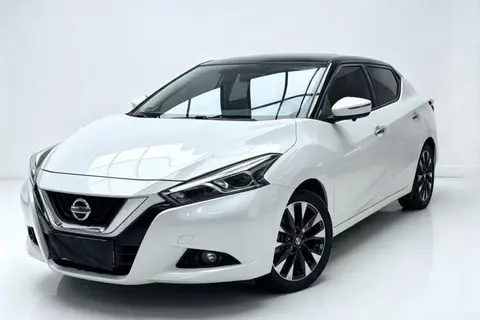 Nissan Bluebird 2019