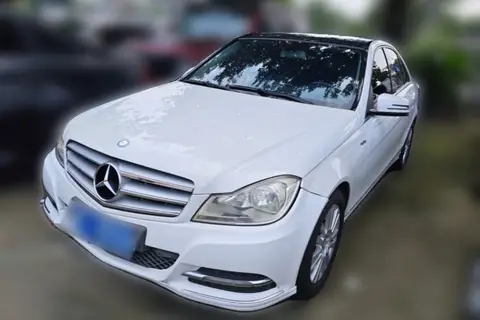 Mercedes-Benz C-Class 2011