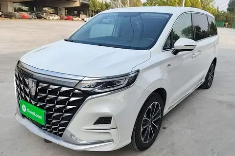 Roewe iMAX8 2023