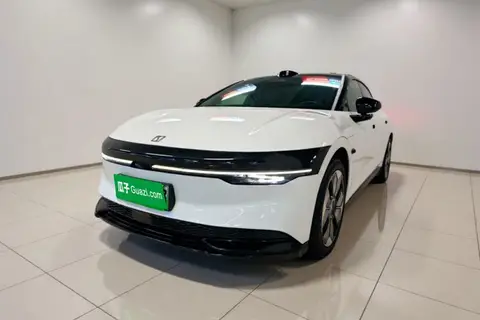 ZEEKR 007 2024