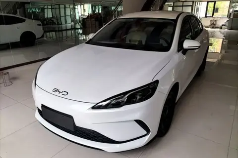 BYD Seal 05 2025