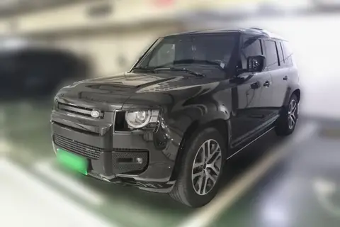 Land Rover Defender 2022