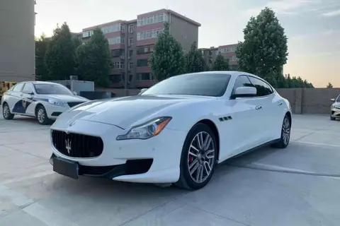 Maserati Quattroporte 2015
