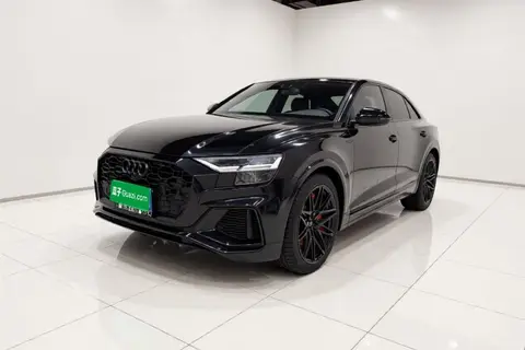 Audi Q8 2021