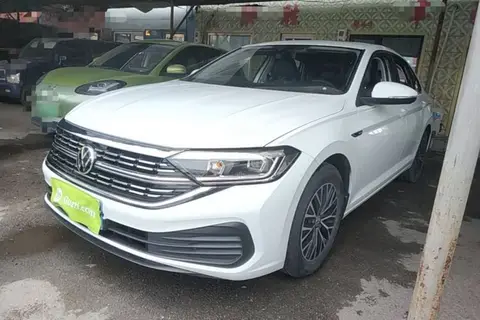 Volkswagen Sagitar 2014