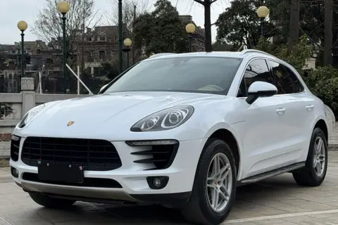 Porsche Macan 2016