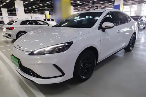 BYD Seal 05 2025