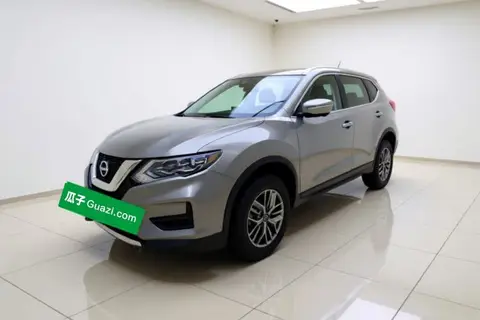 Nissan X-Trail 2025