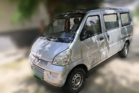 Wuling Rongguang 2016