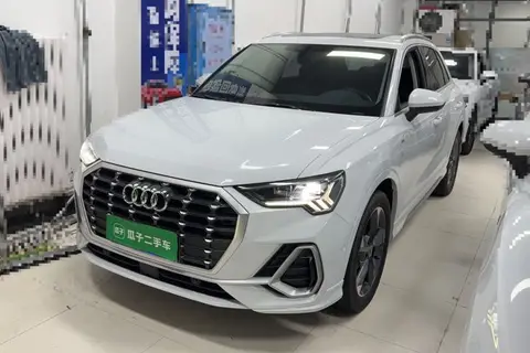 Audi Q3 2022