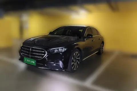 Mercedes-Benz E-Class 2024