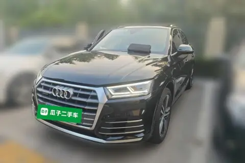 Audi Q5L 2020