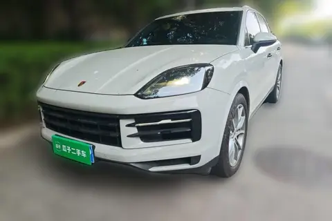 Porsche Cayenne 2023