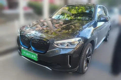 BMW iX3 2021