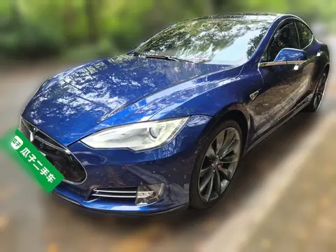 Tesla Model S 2016