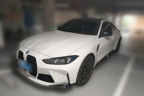 BMW M4 2025