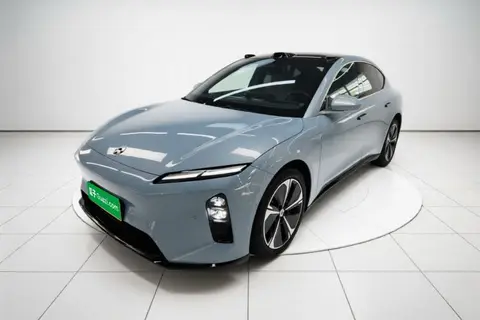 NIO ET5 2025
