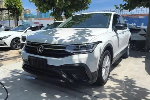 Volkswagen Tiguan L 2024
