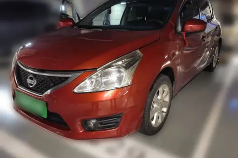Nissan Tiida 2013