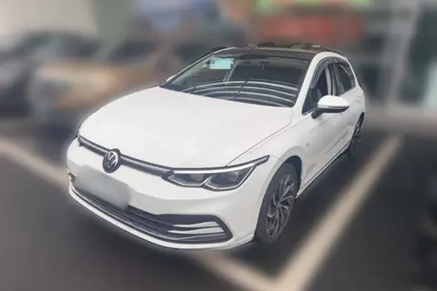 Volkswagen Golf 2024