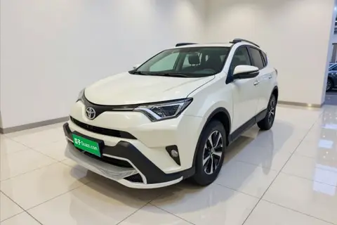 Toyota RAV4 2017