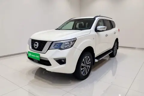 Nissan Terra 2020