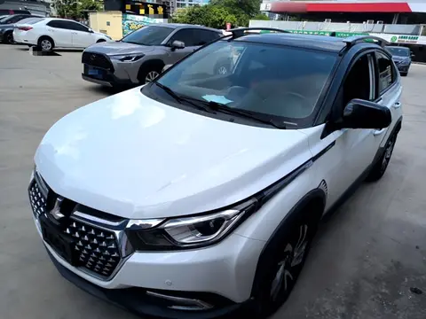 Luxgen U5 SUV 2017
