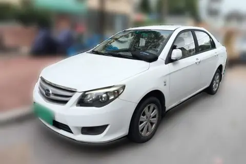 BYD L3 2012