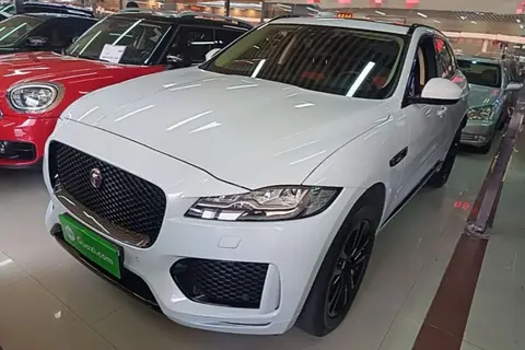 Jaguar F-PACE 2020