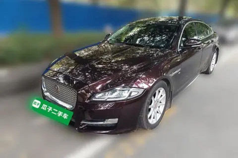Jaguar XJ 2016