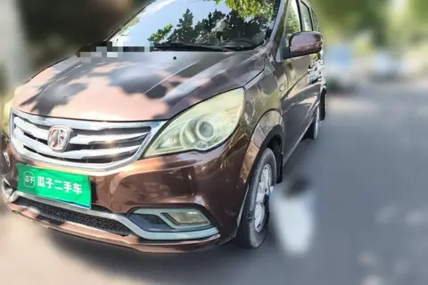 BAIC M20 2015