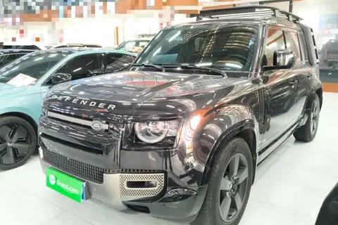 Land Rover Defender 2023