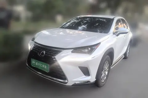 Lexus NX 2018