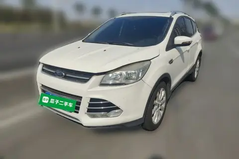 Ford Kuga 2015