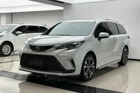 Toyota Granvia 2024