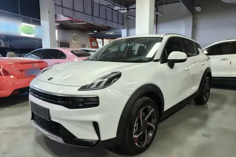 Lynk & Co 06 EM-P 2021