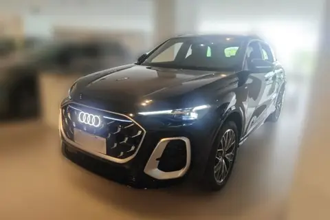 Audi Q5L 2025