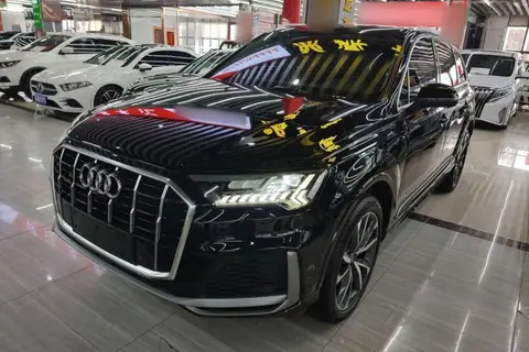 Audi Q7 2021