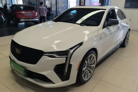 Cadillac CT4 2022