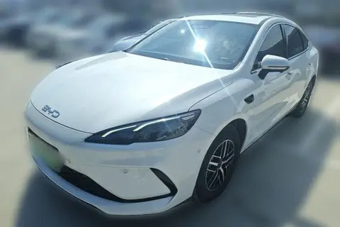 BYD Seal 05 2025