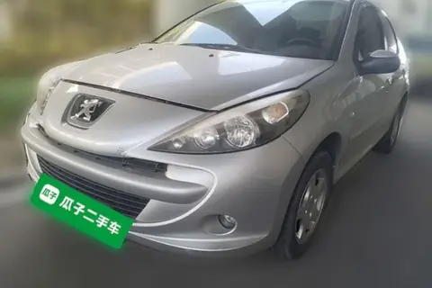 Peugeot 207 2012