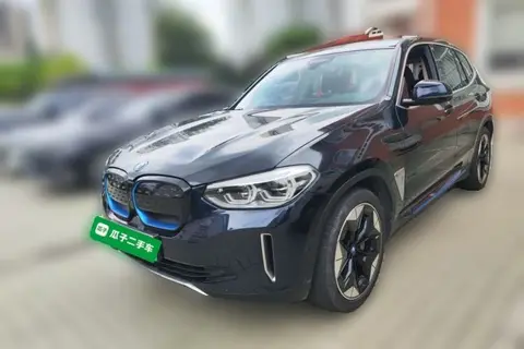 BMW iX3 2021