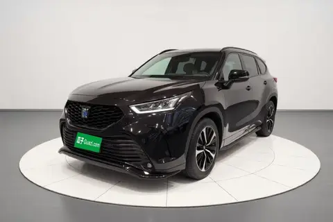 Toyota Crown Kluger 2021