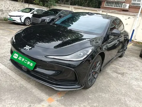 IM Motors L6 2024
